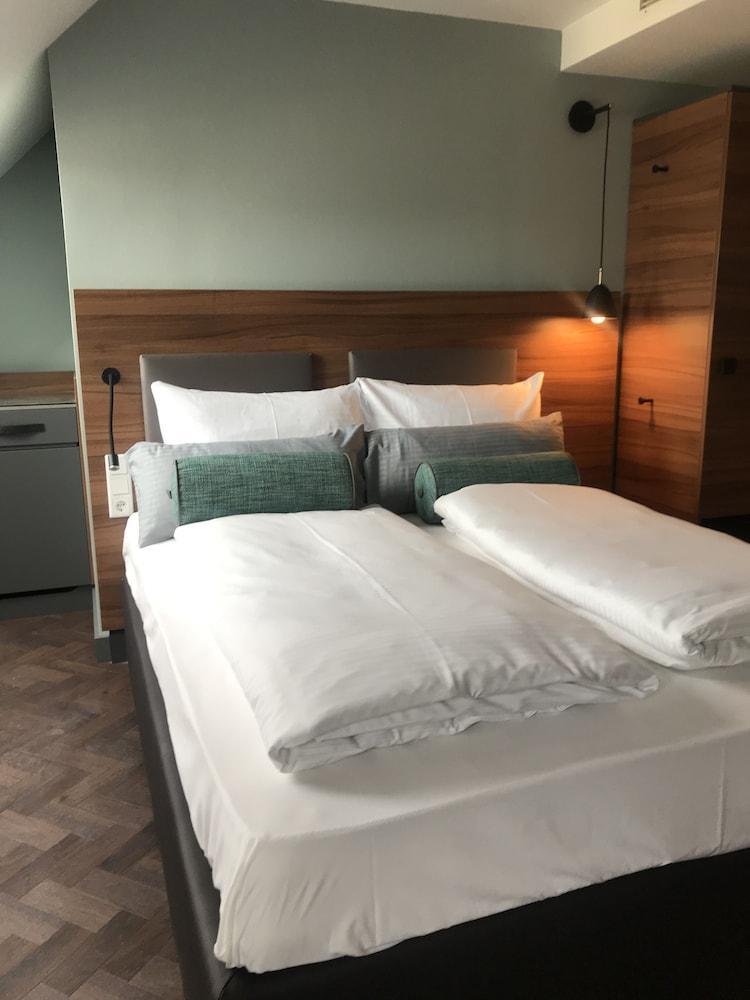 Maison Schiller By Designcity Hotels Мюнхен Экстерьер фото